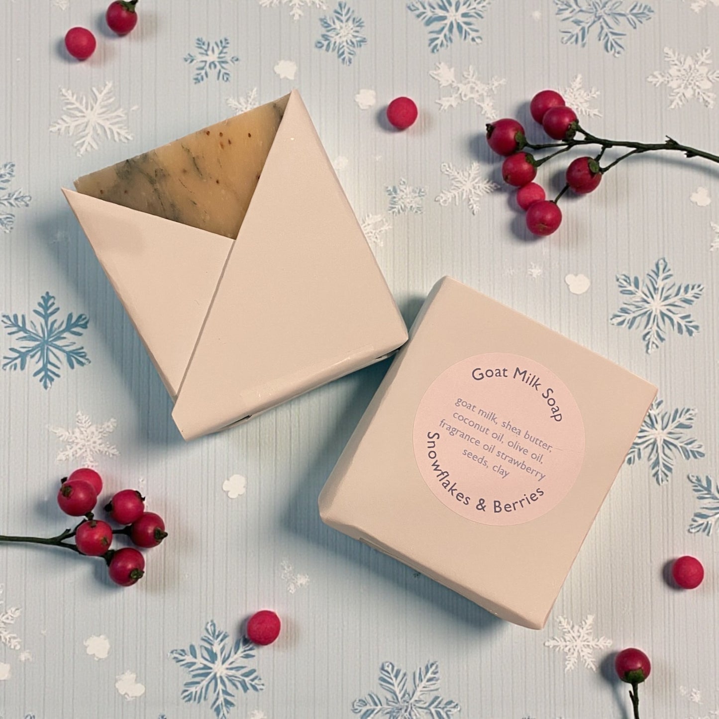 Snowflakes & Berries