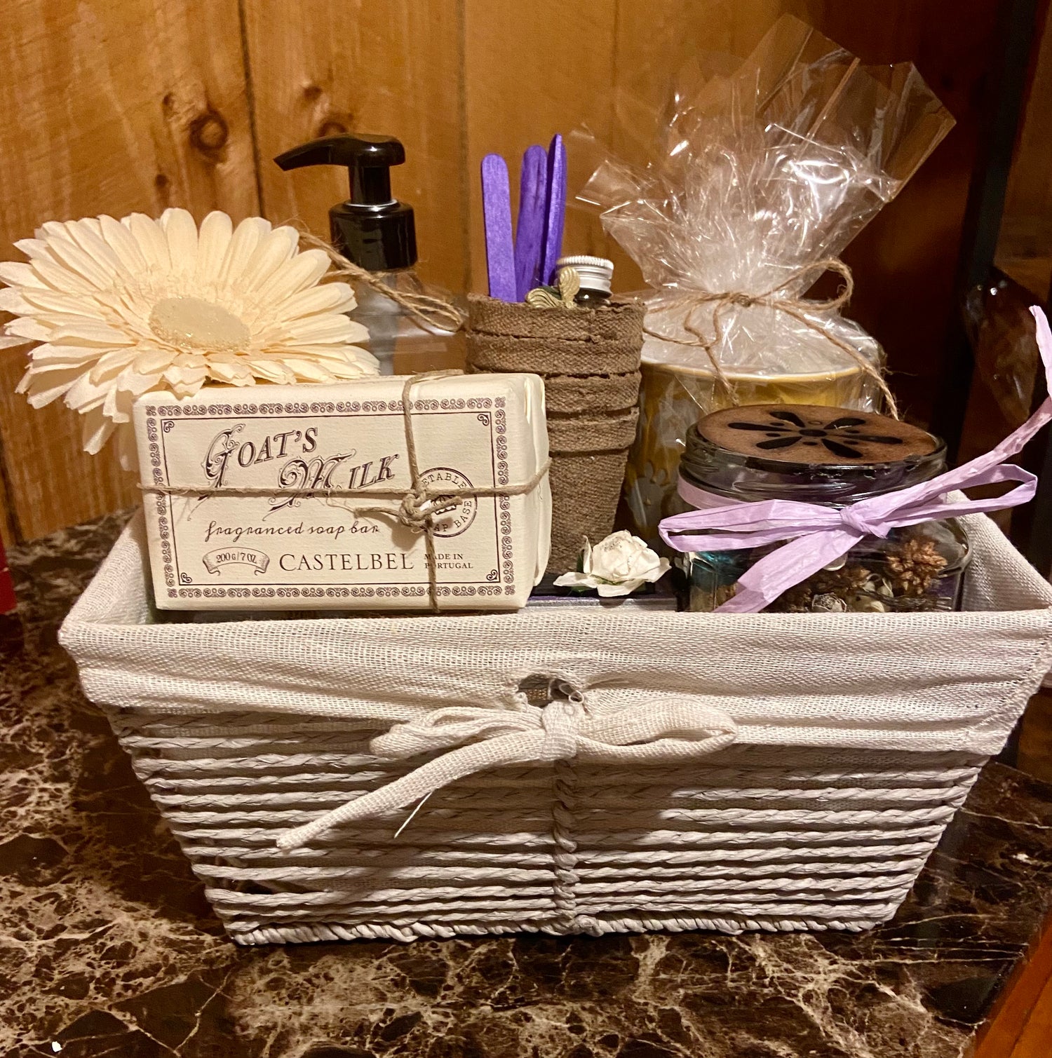 Goat Soap Gift Basket (medium)